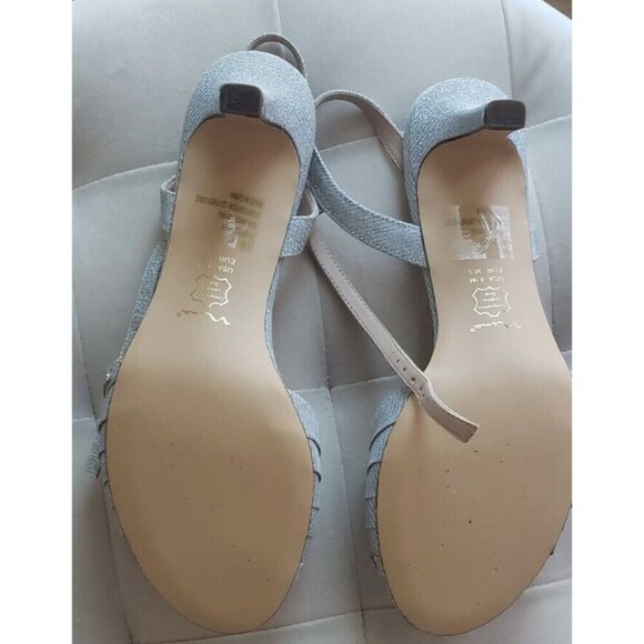 NEW NINA NICASIA TRUE SILVER DRESS SANDALS HEELS SZ.8.5 - Picture 6 of 9